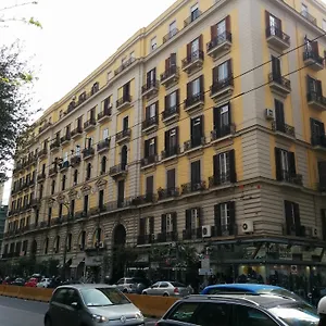 Gasthof Be Italian Flat Bovio, Neapel